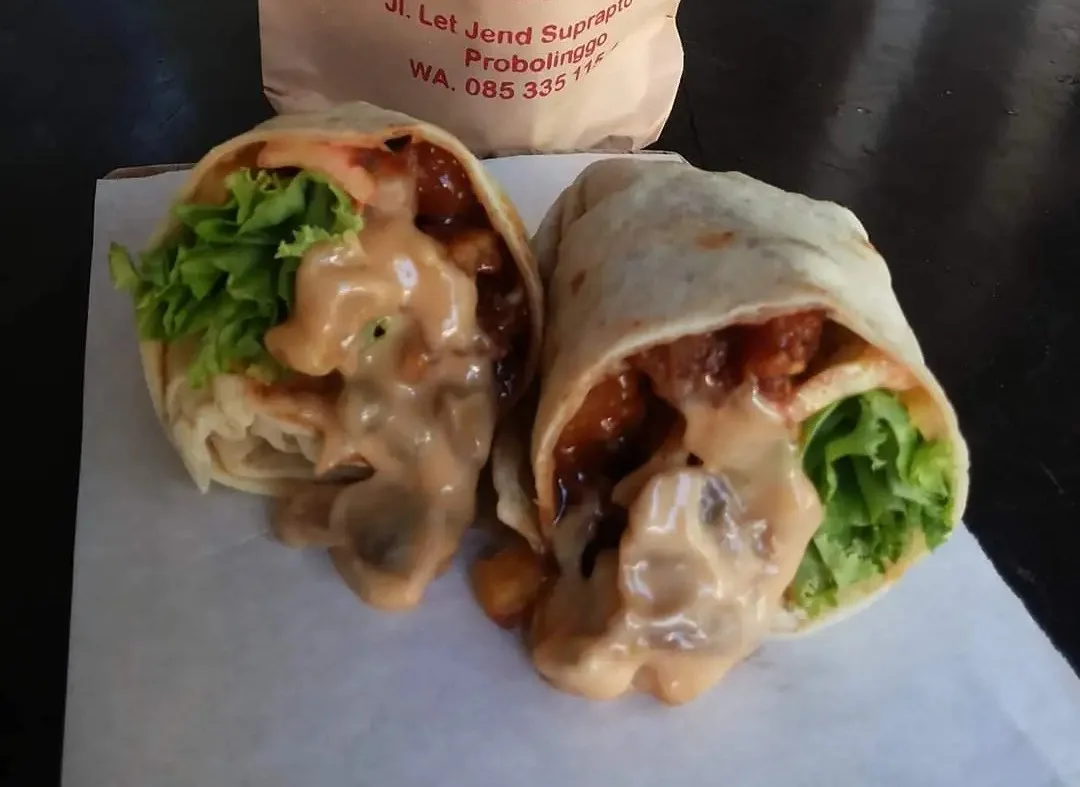 Original Italian Chicken Burrito (Spicy BBQ Sauce)
